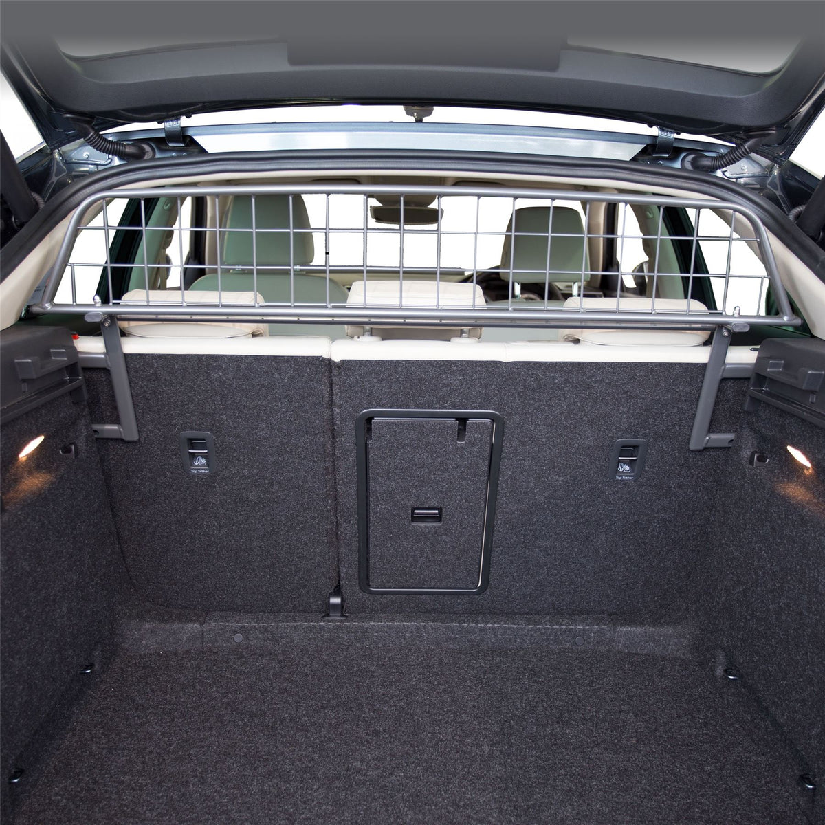 Skoda Superb Hatchback Dog Guard (2015-2023)