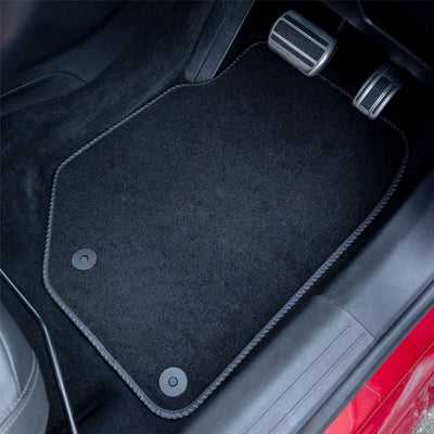 Chrysler 300C Carpet Mats (2011-2014)