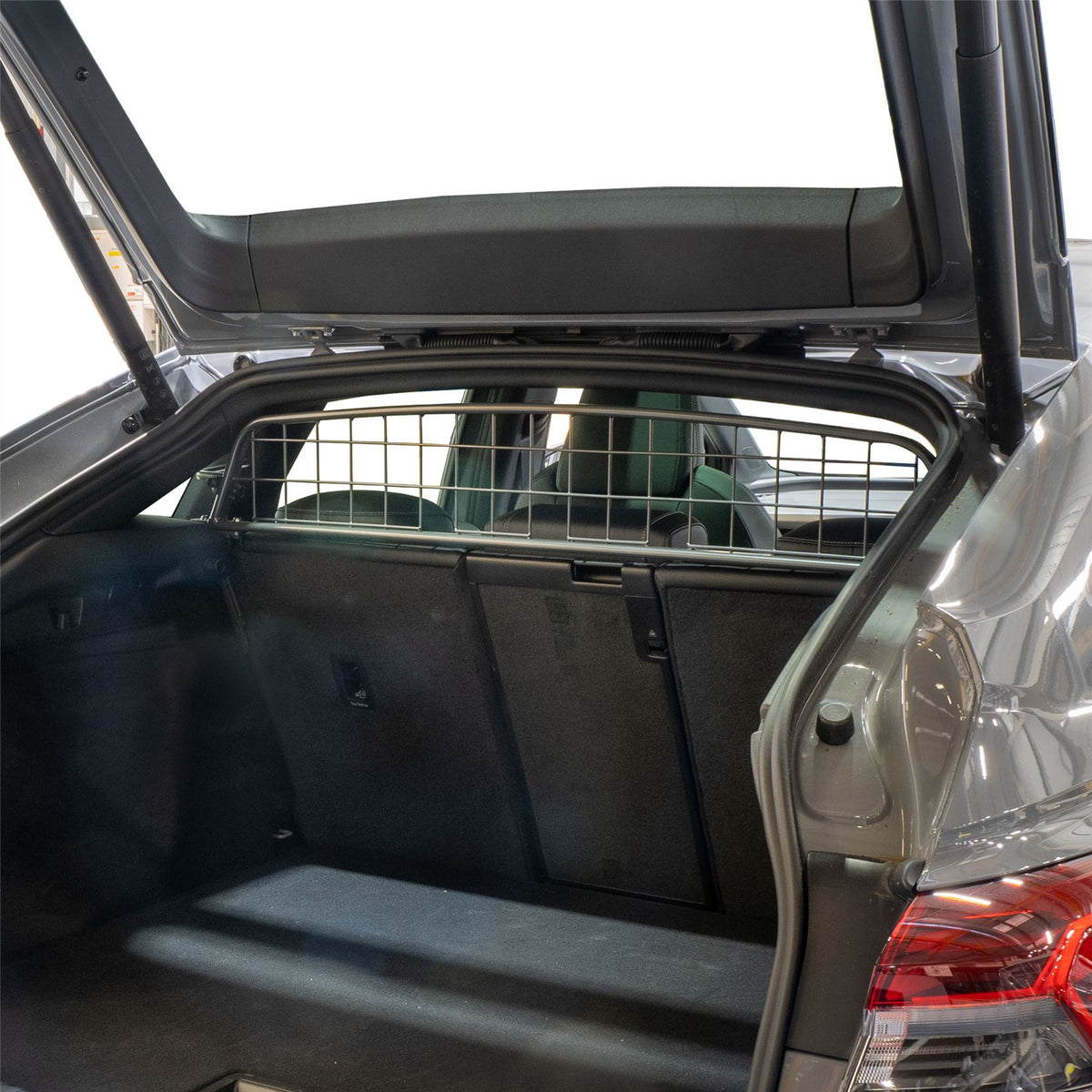 Audi Q4 Sportback E-Tron Dog Guard (2021-on)