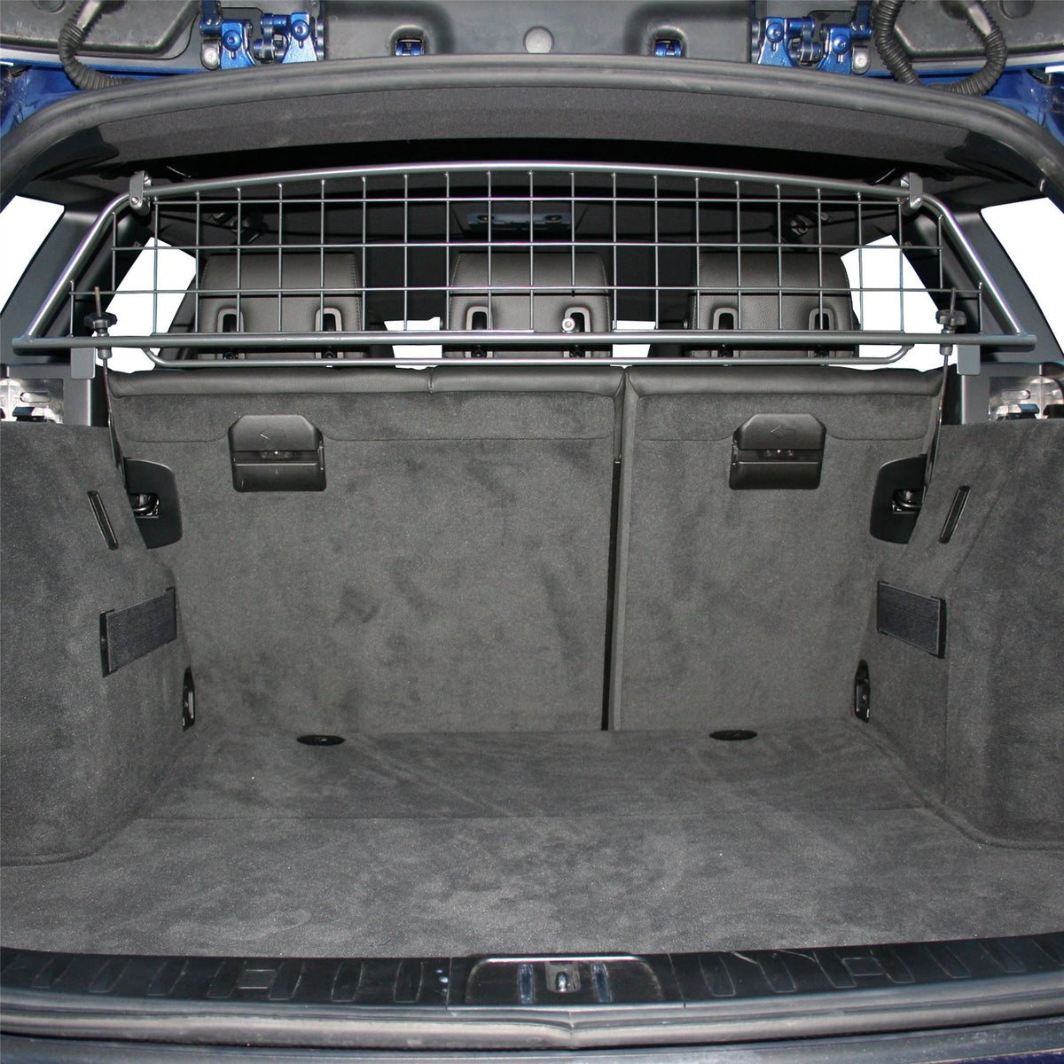 BMW Series Dog Guard (2005-2011)