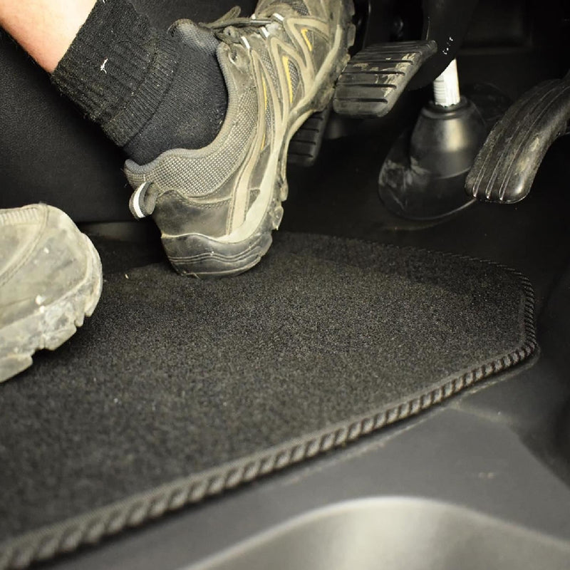 Mercedes Sprinter (2018+) [W907/W910] Carpet Floor Mat